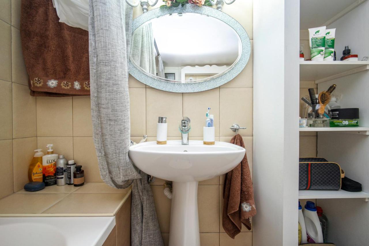 Luxury Apartments Zeas 피레아스 외부 사진