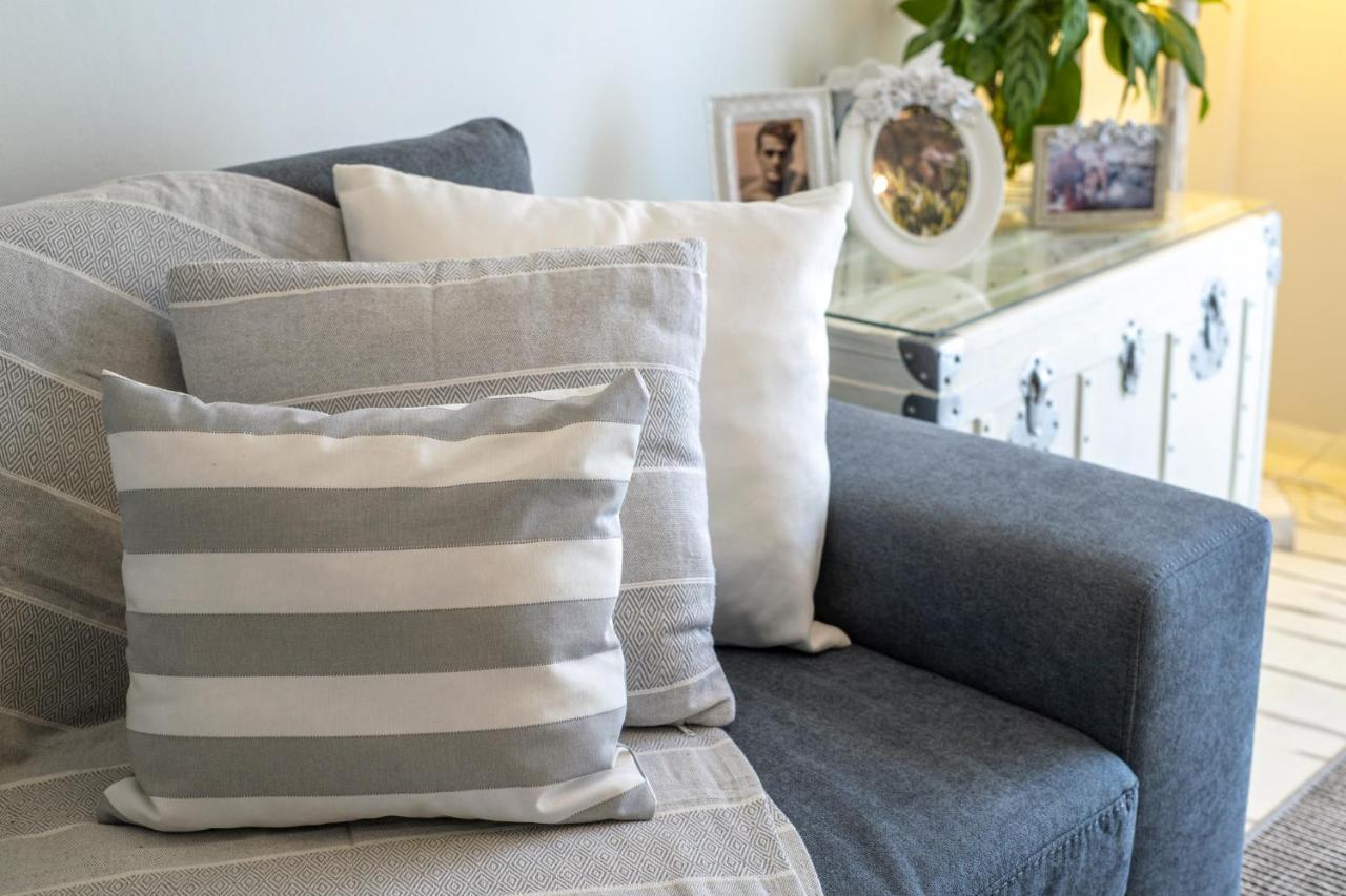 Luxury Apartments Zeas 피레아스 외부 사진